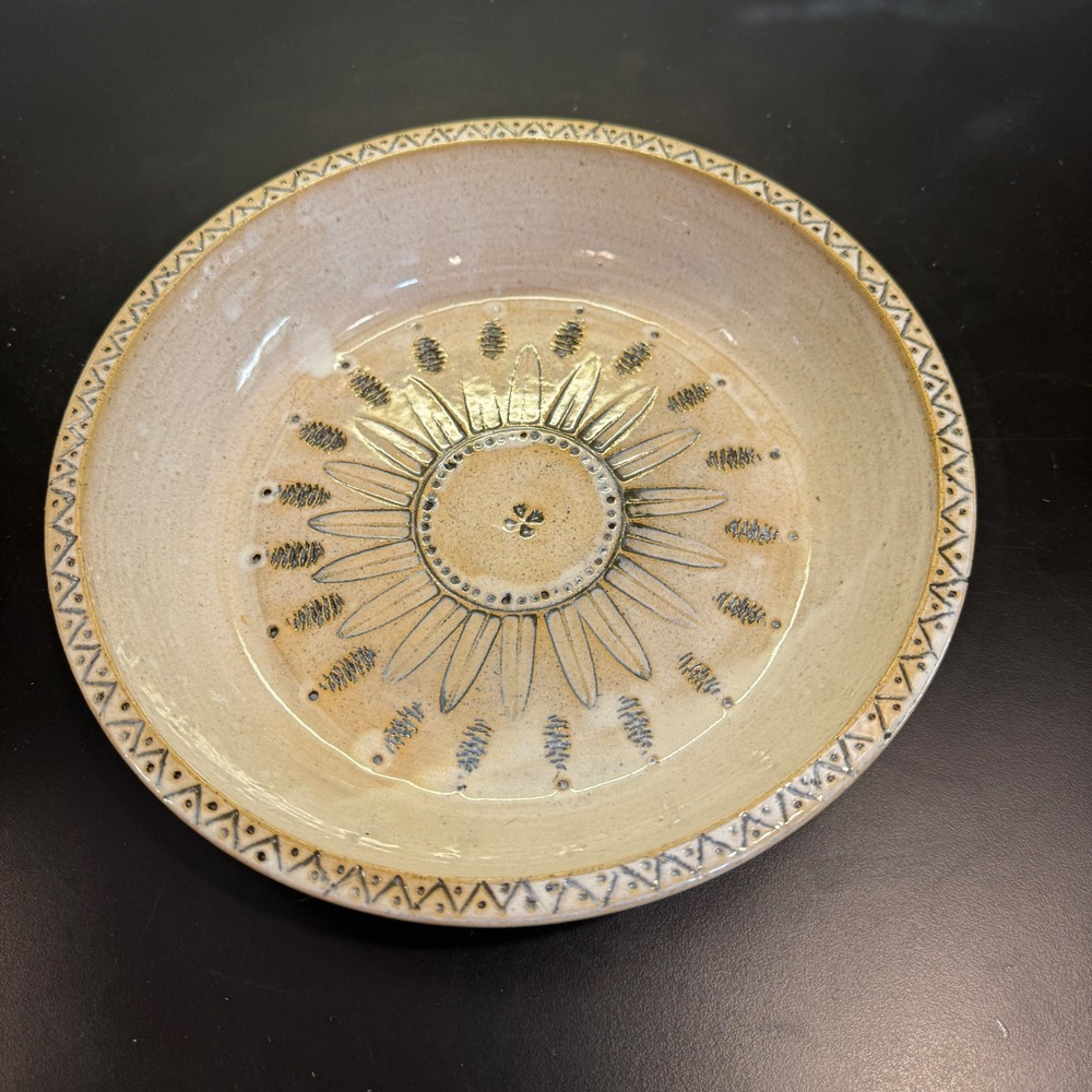 Stevens Studio Pottery Bowl 10.25in Tan Sun Motif Geometric Stoneware